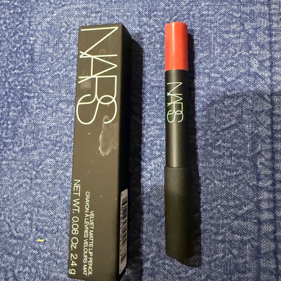 NARS Velvet Matte Lip Pencil - Picture 3 of 3
